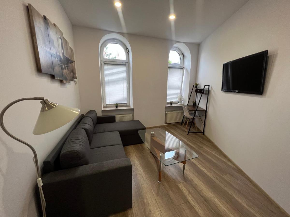 Apartmentsbymatyrafa-iii *